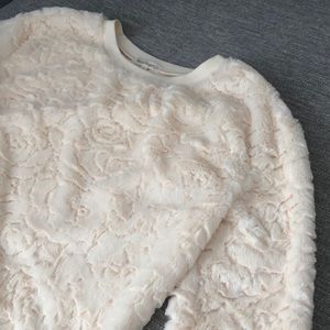NWT Soft Cream Long Sleeve Sweater Size S